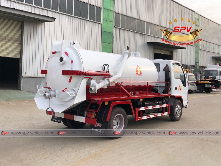 4,000 Litres Sewe Vacuum Truck ISUZU - R